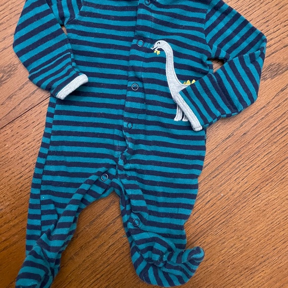 Carters Footie Pajamas size NB dinosaur - Picture 2 of 4